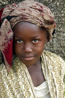 Paradise begins here... 04 - African Turban Girl